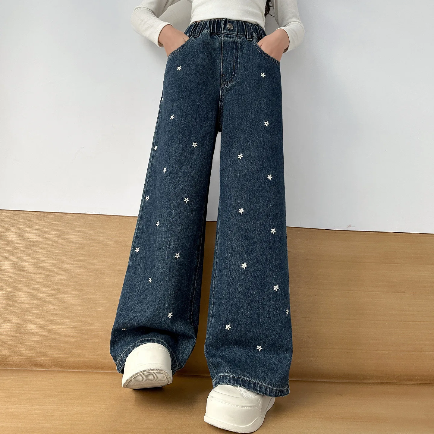 

Autumn Kids Girls Denim Pant Teenager Girls Retro Embroidery Straight Leg Jean Children Girls High Waist Full Length Trousers