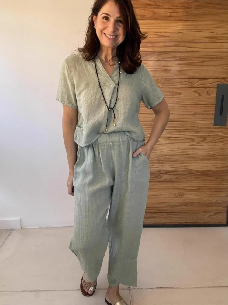 

Женские повседневные комплекты из двух предметов, модный пуловер с v-образным вырезом и короткими рукавами, топ и широкие брюки, комплект женской летней однотонной женской одежды