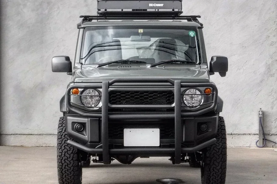 حاجز ممتص الصدمات الأمامي الشهير والمتين لسوزوكي جيمي JB74 JB64 2018- Gen4 Sierra JB74w JB64w Steel