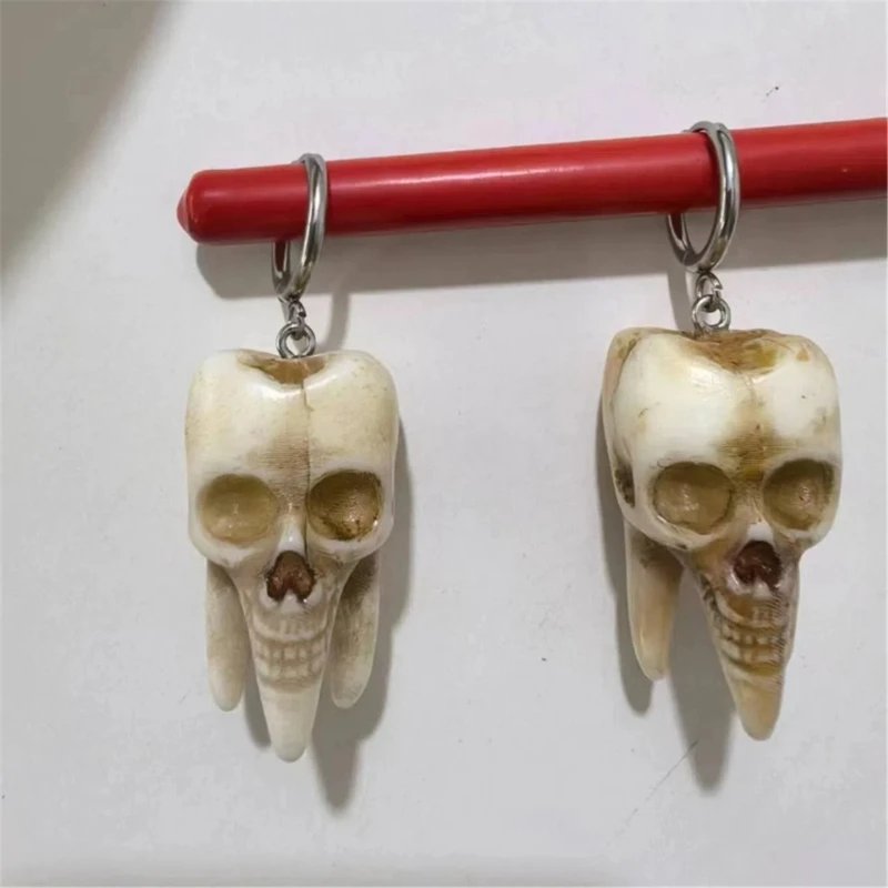 2023 New Stylish Skull Themed Jewelry Set Halloween Accessories Pendant Necklace Pendant Earrings Suitable for Man and Women