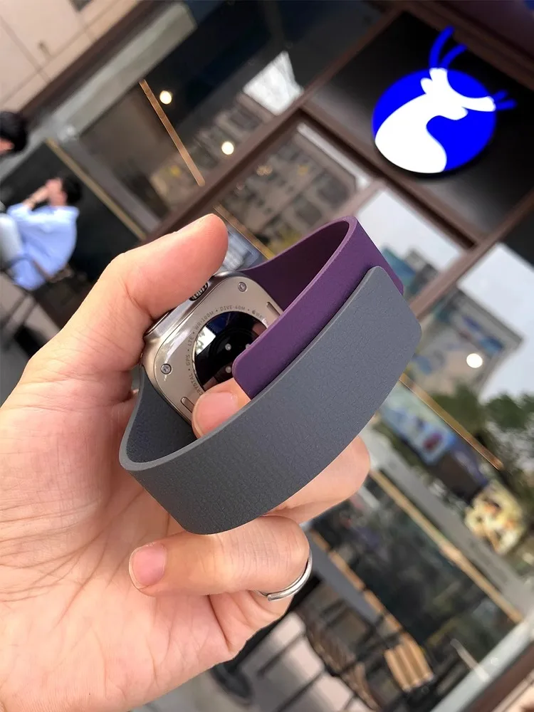 

New color matching for watch iwatch strap Ultra personality trend s10 niche magnetic silicone 98