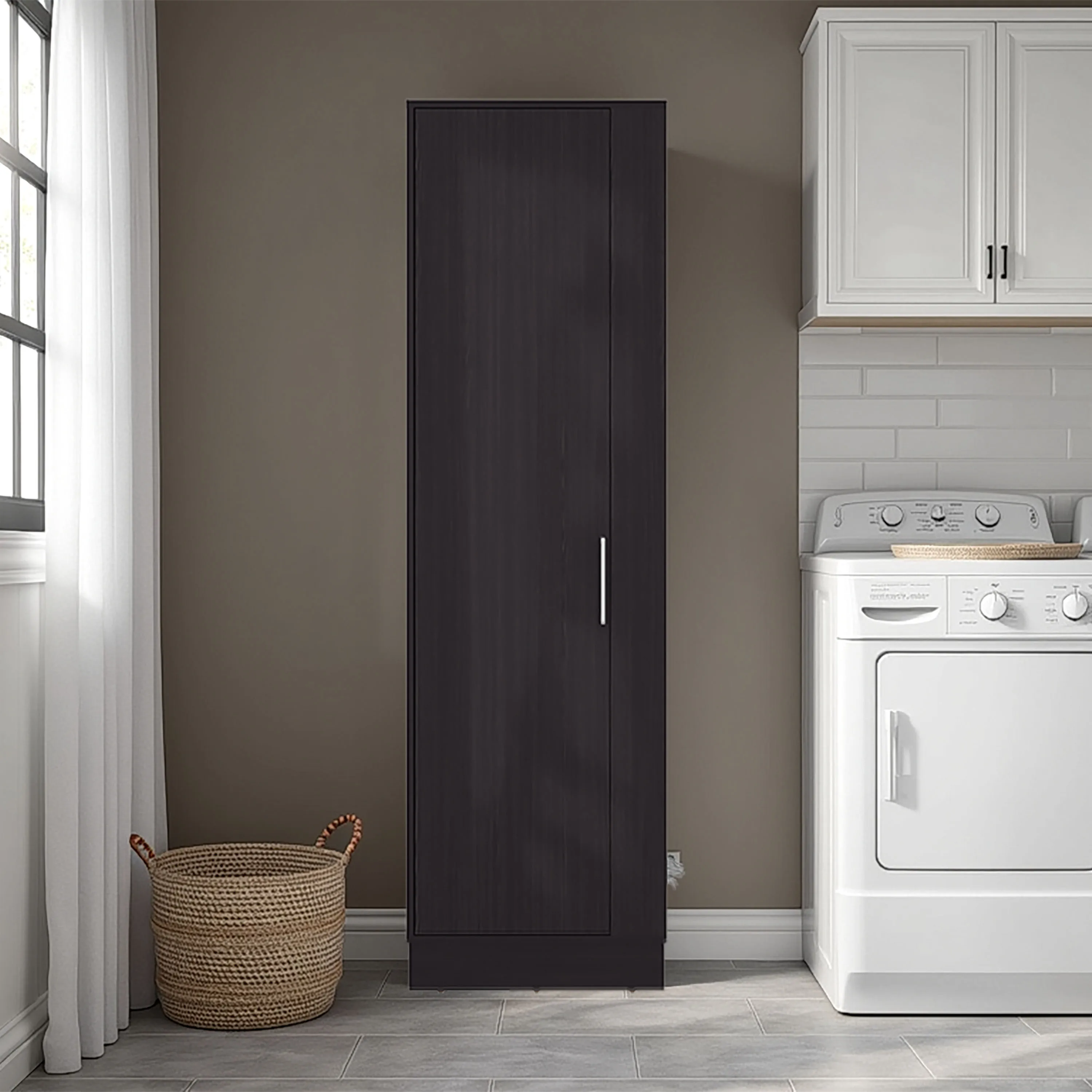 

Шкаф для хранения вещей Fairfield с 6-ярусной полкой и держателями для метел, черный венге