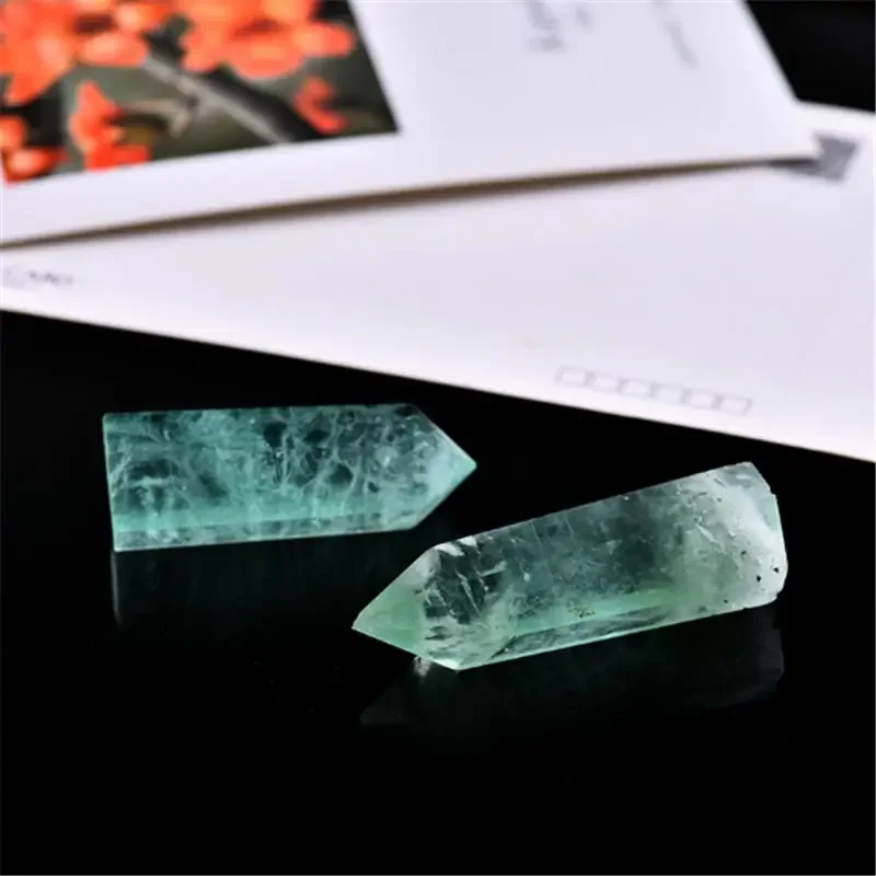 Natural Green Fluorite Single Pointed Pillar Crystal Healing Stone Natural Green Quartz Room Decor Polished Obelisk Carved Craft