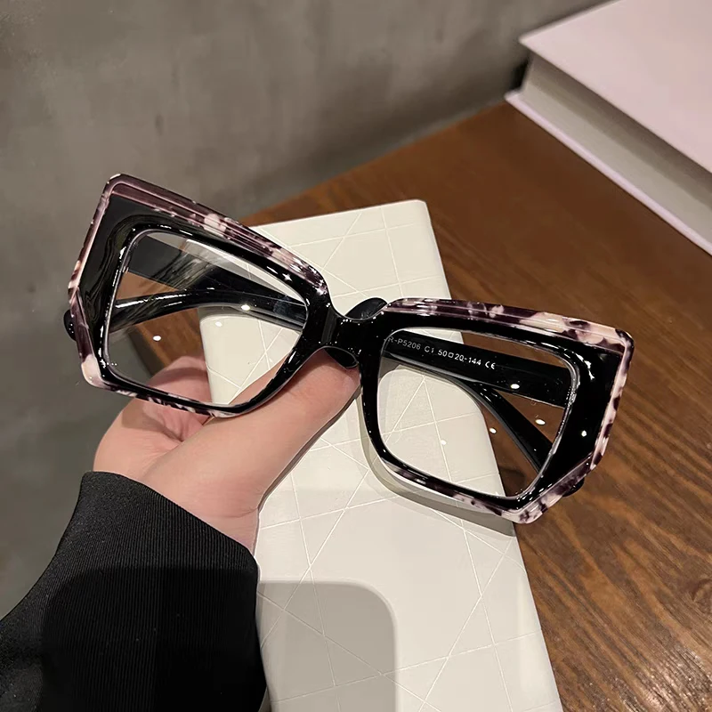 Glasses For Women Fashion Retro Cat-eye Contrasting Colors High-end High-definition Fashionable Anti-blue Light