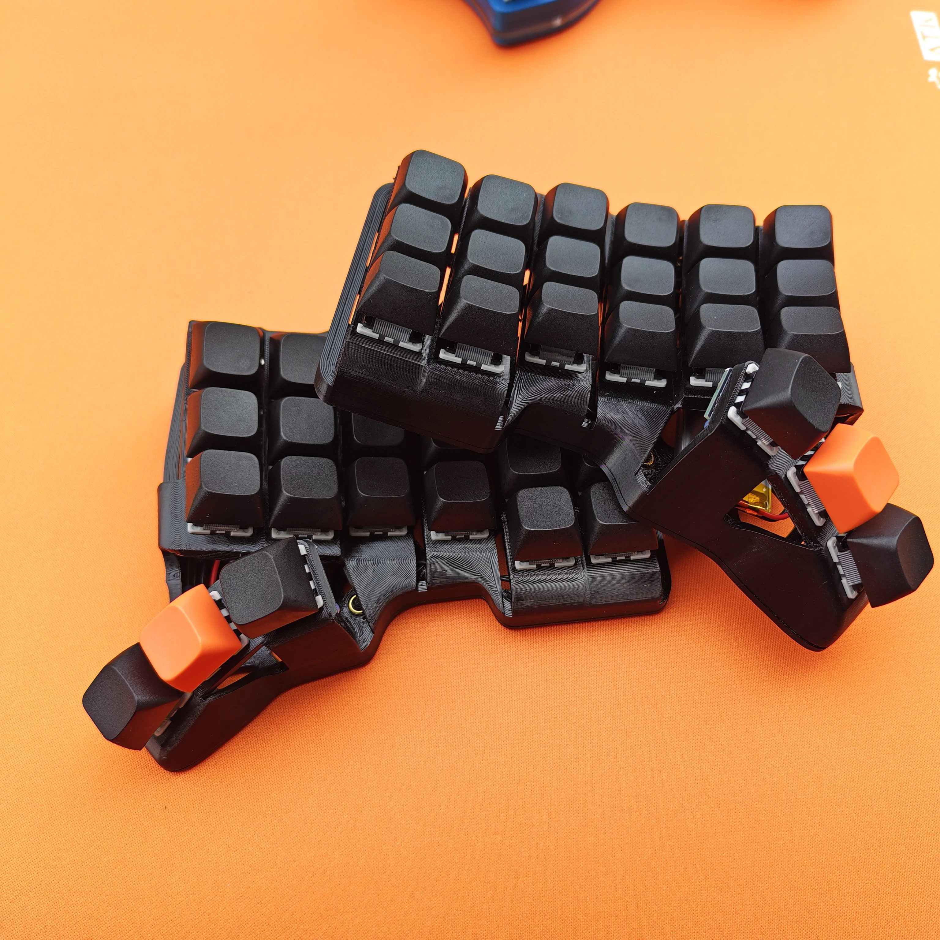 NWE TBK Mini 3X6 Split Keyboard Wireless Bluetooth Custom Hot Swap ZMK Change Keys Ergonomics FDM 3D Printing 36keys MX Switch