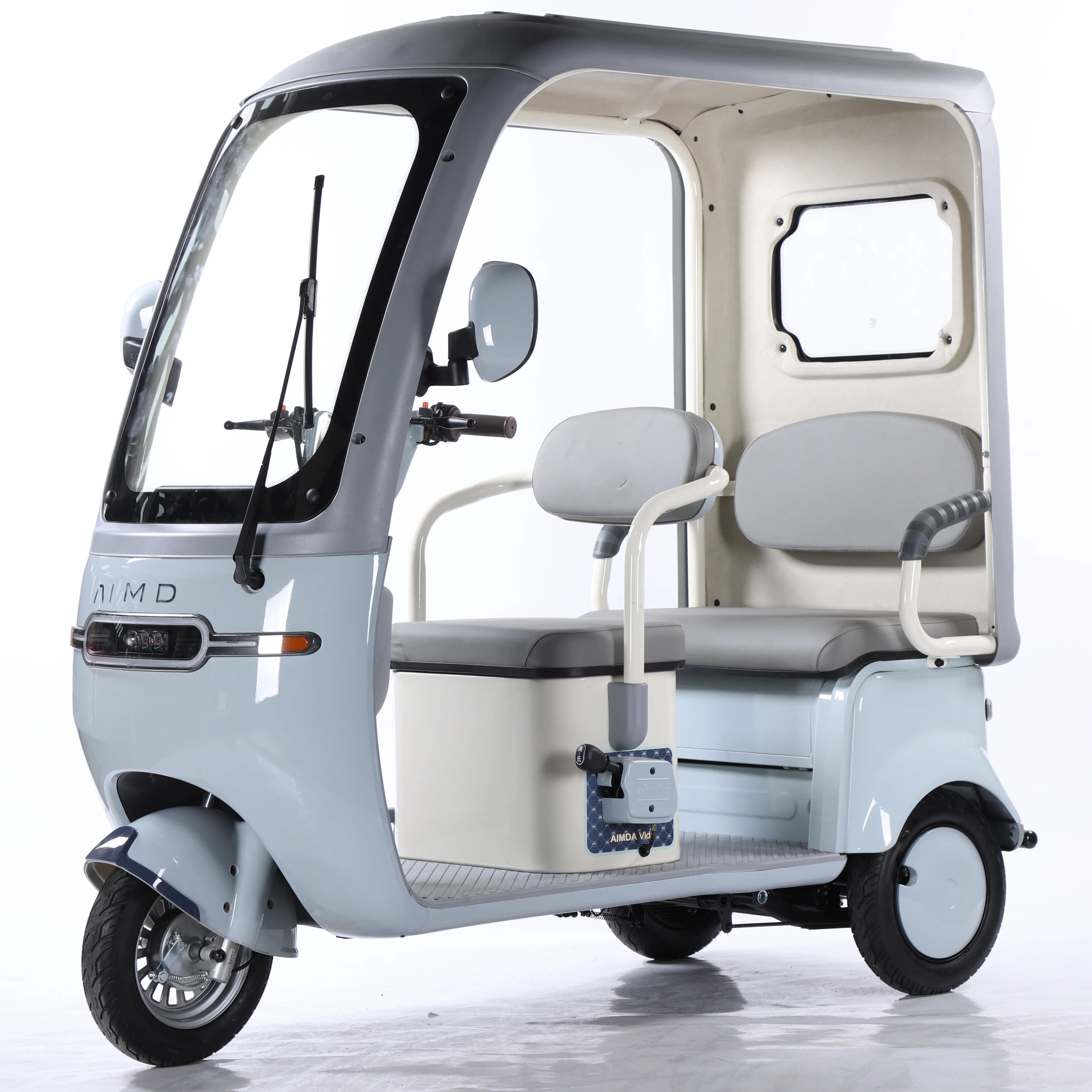 

Высокое качество, хит продаж, бесплатный первый выбор, прямые продажи с фабрики, электрический трехколесный трехколесный велосипед для взрослых, моторизованный трехколесный скутер, мото