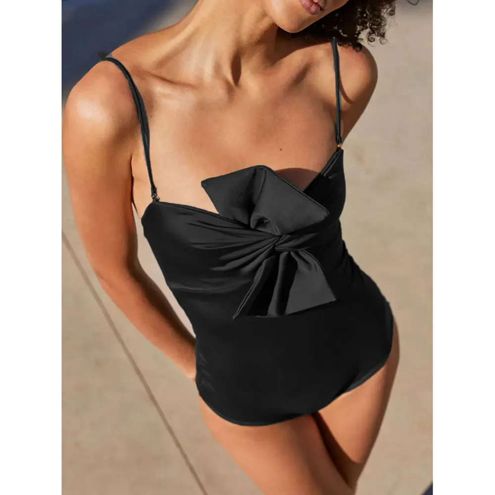 One-piece Camisole Knotted Swimsuit Bikini 2024 Luxury Brand Designer New Beach Resort Swimwear Solid Color Knotted Bathing Suit