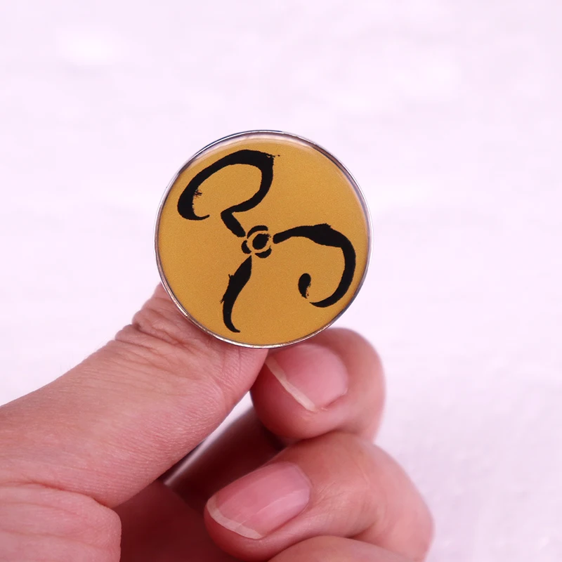 Cthulhu Mythos The Yellow Sign Badge Enamel Pin Brooch Jewelry Backpack Decorate Gift