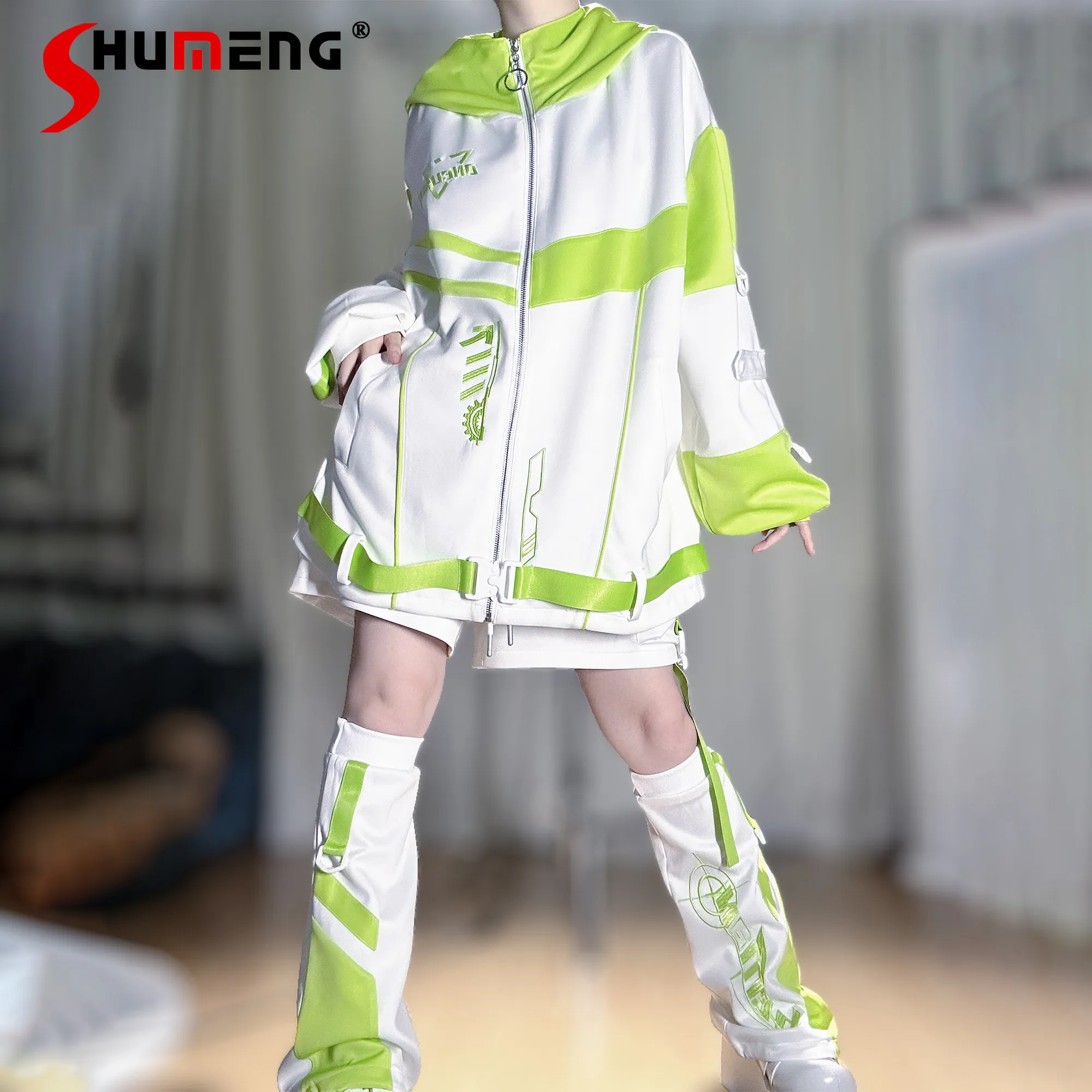 

Original Japanese Y2k Shorts Set Spring 2026 Student Casual Sportswear Matching Sets Loose Hooded Jacket Shorts Leg Cover Outfit