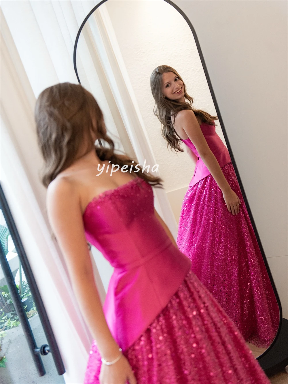 

Customized High Quality Women Charmeuse Sequined Ruched A-Line Evening Dresses Fashion Strapless Sleeveless Long Prom Dresses