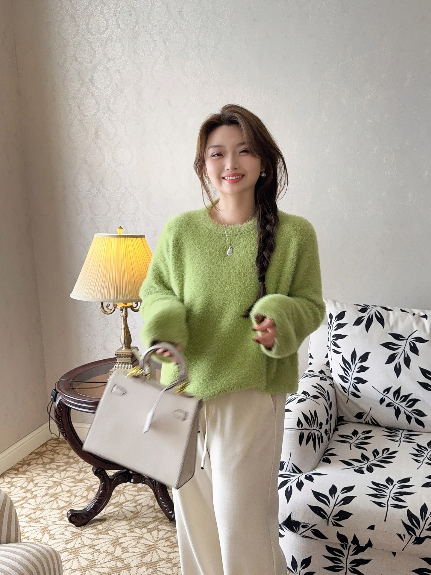 

Мягкий вязаный свитер большого размера для женщин, модный французский стиль, с длинными рукавами, круглым вырезом, пуловер, осень-зима, новый стиль, повседневная одежда