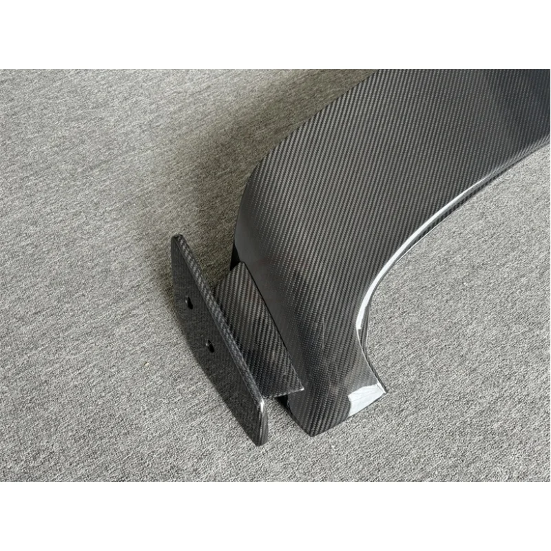 

Высококачественный задний спойлер на крышу из карбона в стиле 1016 для Lamborghini URUS S 2022-2023