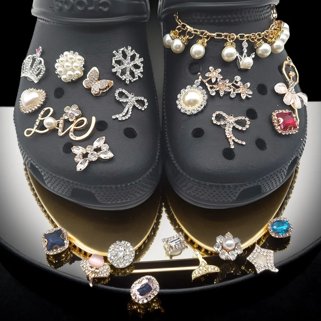 

Hot 1-24Pcs Jewelry Metal Shoe Charms Crystal Crown Shoe Aceessories Pearl Women Diy Bling Clog Shoe Buckle Decoration Gifts