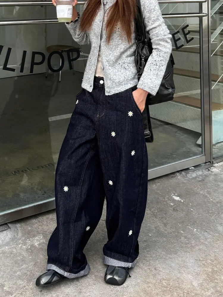 ديبتاون زهرة سوداء إلكتروني التطريز النساء الجينز الجمالية غسلها واسعة الساق الكورية موضة مستقيم سراويل جينز فضفاض Gyaru