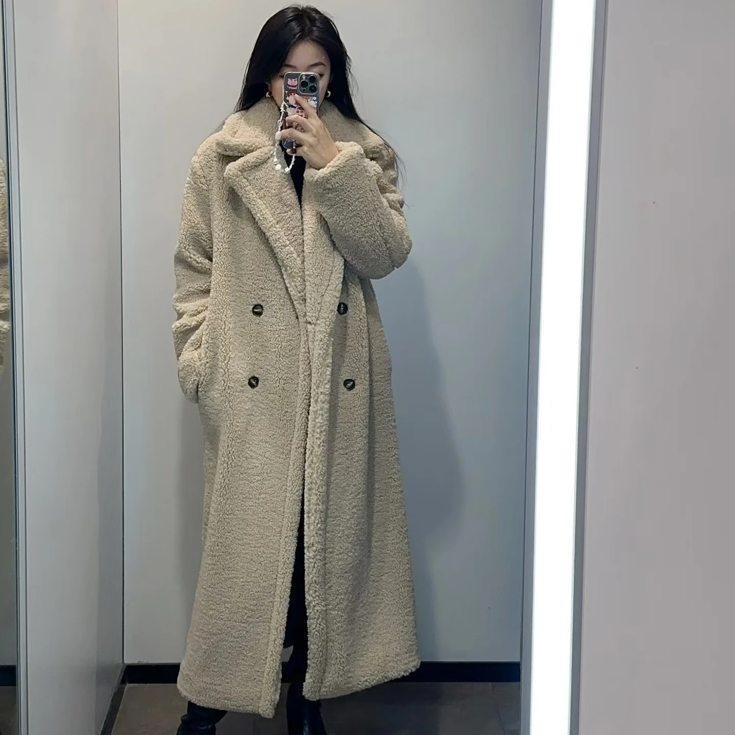 

New 2025 Long Teddy Bear Faux Fur Coat Thiened Street Sle Women's Windbreaker Polyester Fiber 00% Double Breasted Street...