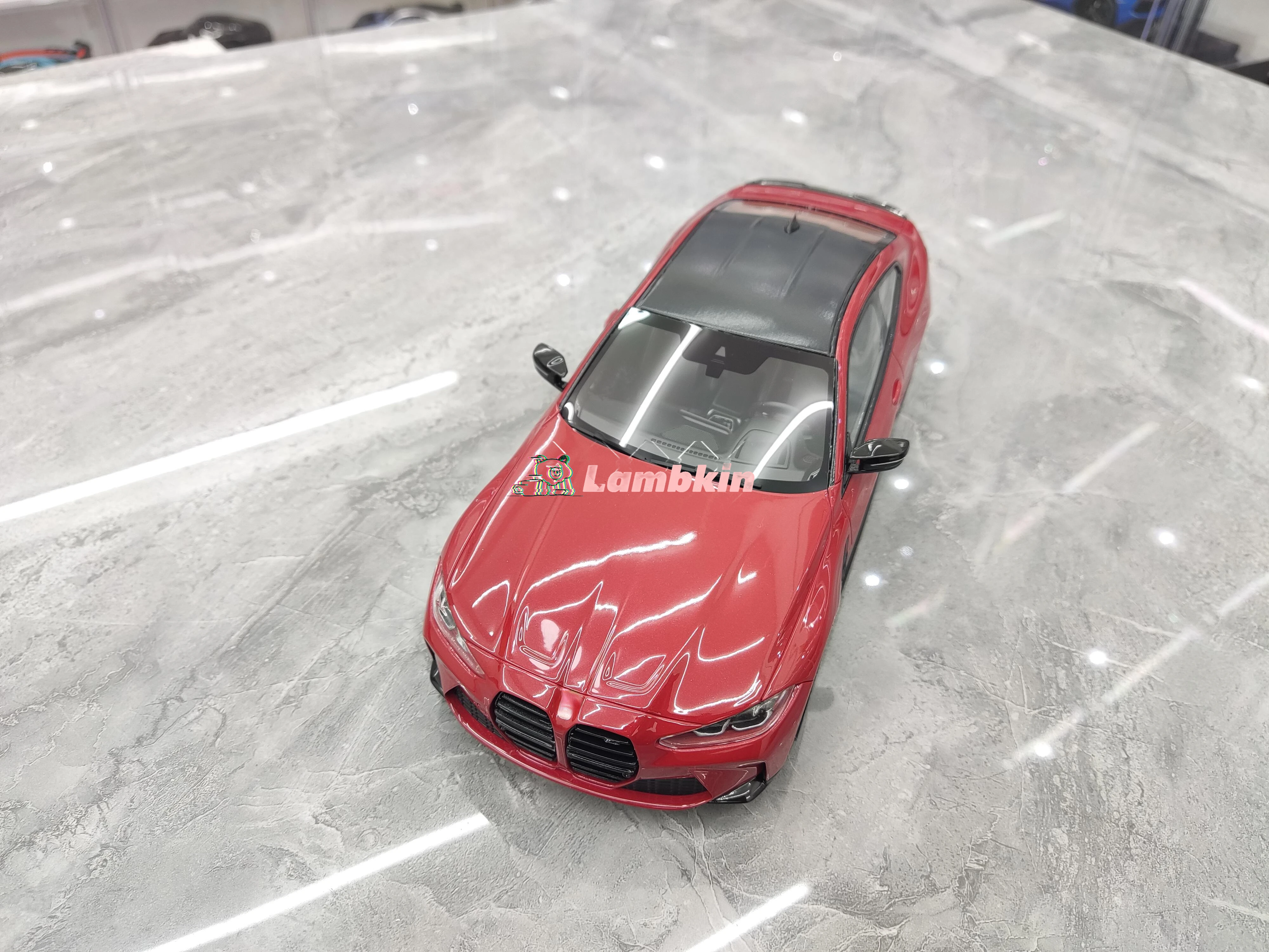 Topspeed 1/18 For BMW M4 Competition G82 Simulation Resin Car Model Collectible Color Box Slightly Damaged Car is brand new