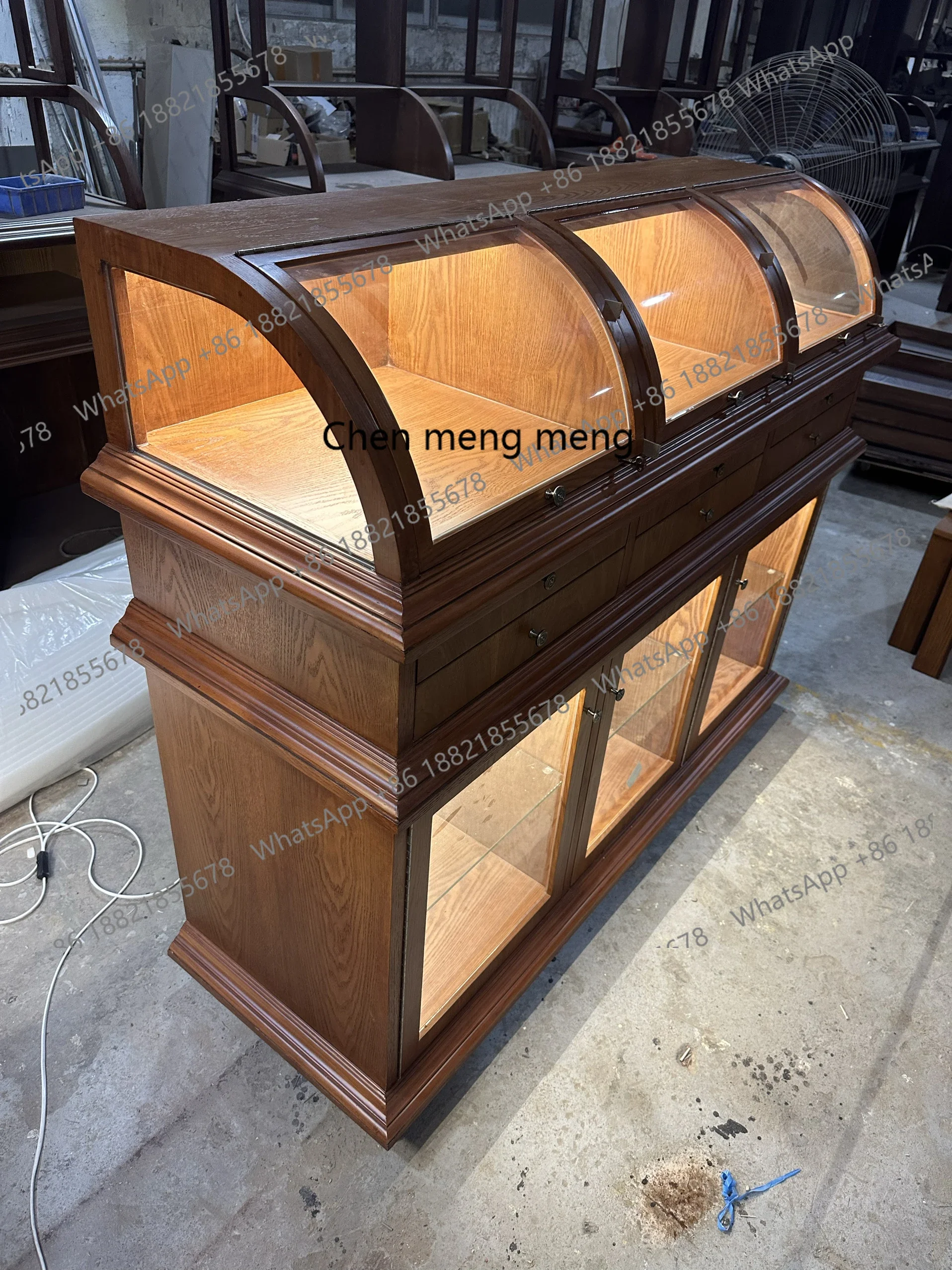 

Display Cabinet Jewelry Glass Ornament Cabinet Jewelry Table Glass Island Table European Retro Display Cabinet