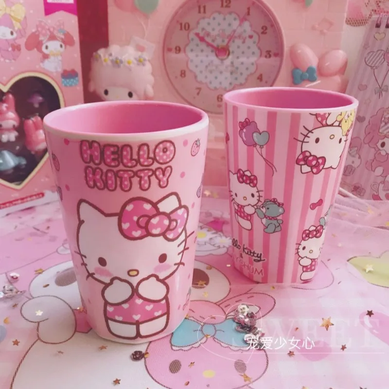 

MINISO SANRIO Hello Kitty Kawaii Anime Cartoon Mouthwash Cup Girly Heart Dental Cup Wash Up Student Dormitory Fashion Trend
