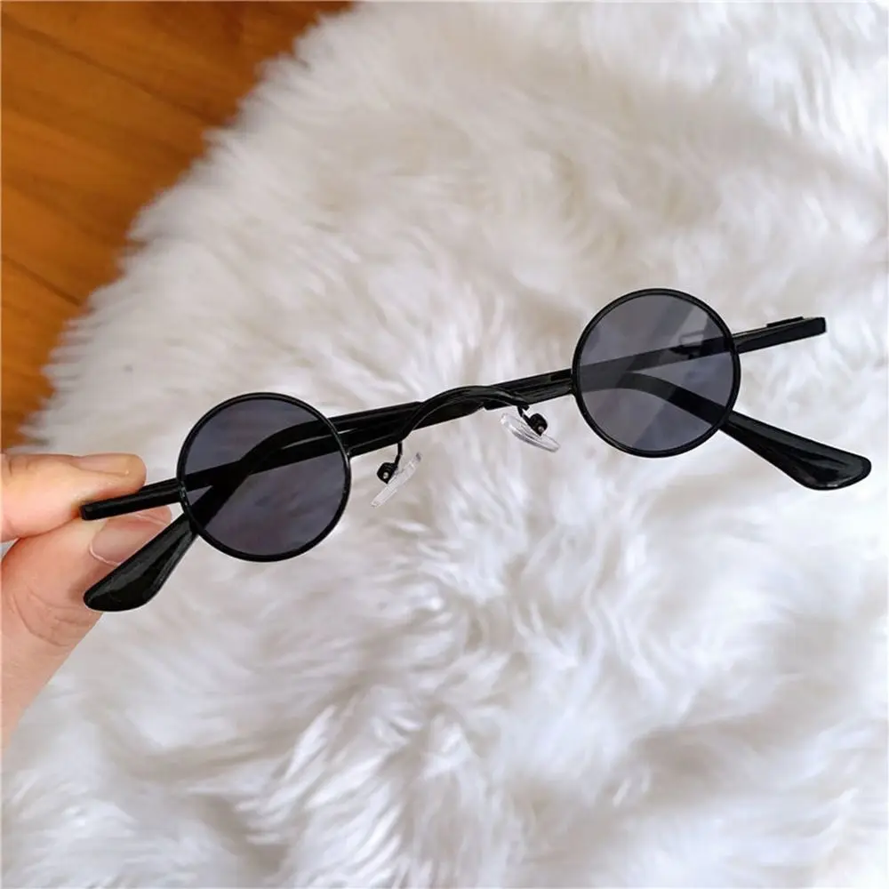 Ins Fashion Metal Frame Small Round Sunglasses Candy Color UV400 Mini Sunglasses Hip Hop Shades Beach/Travel/Streetwear