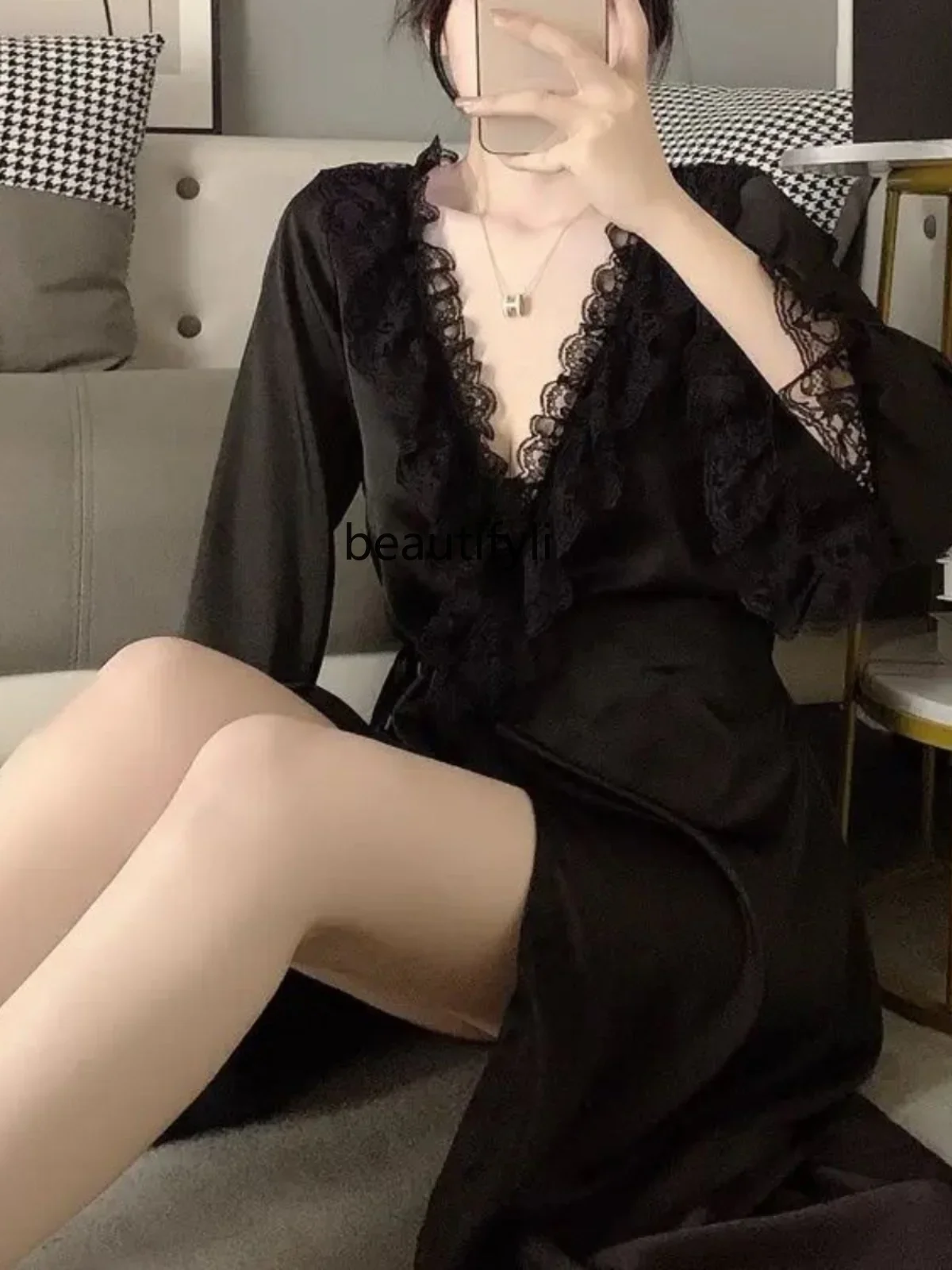 Sexy Pure Style Lace Ice Silk Pajamas for Women plus Size 150.00kg High Sense Nightgown Nightdress