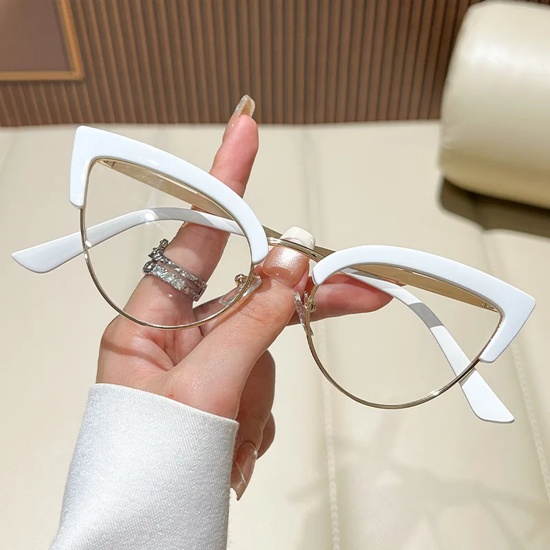 2PCS Stylish Metal Cat-Eye Anti-Blue Light Presbyopia Glasses High-Definition Reading Eyewear for Women Diopter 0 To +4.0