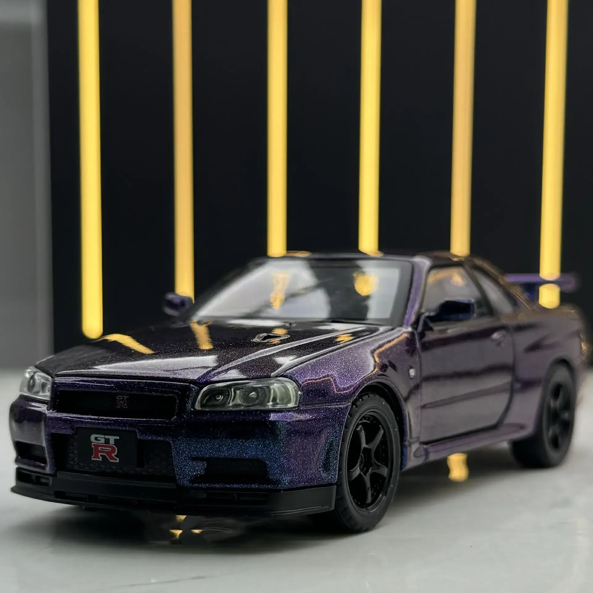 

Модель спортивного автомобиля из сплава 1:32 Nissan Skyline GTR-R34, литая металлическая игрушка, Модель гоночного автомобиля, искусственный звук, детский подарок