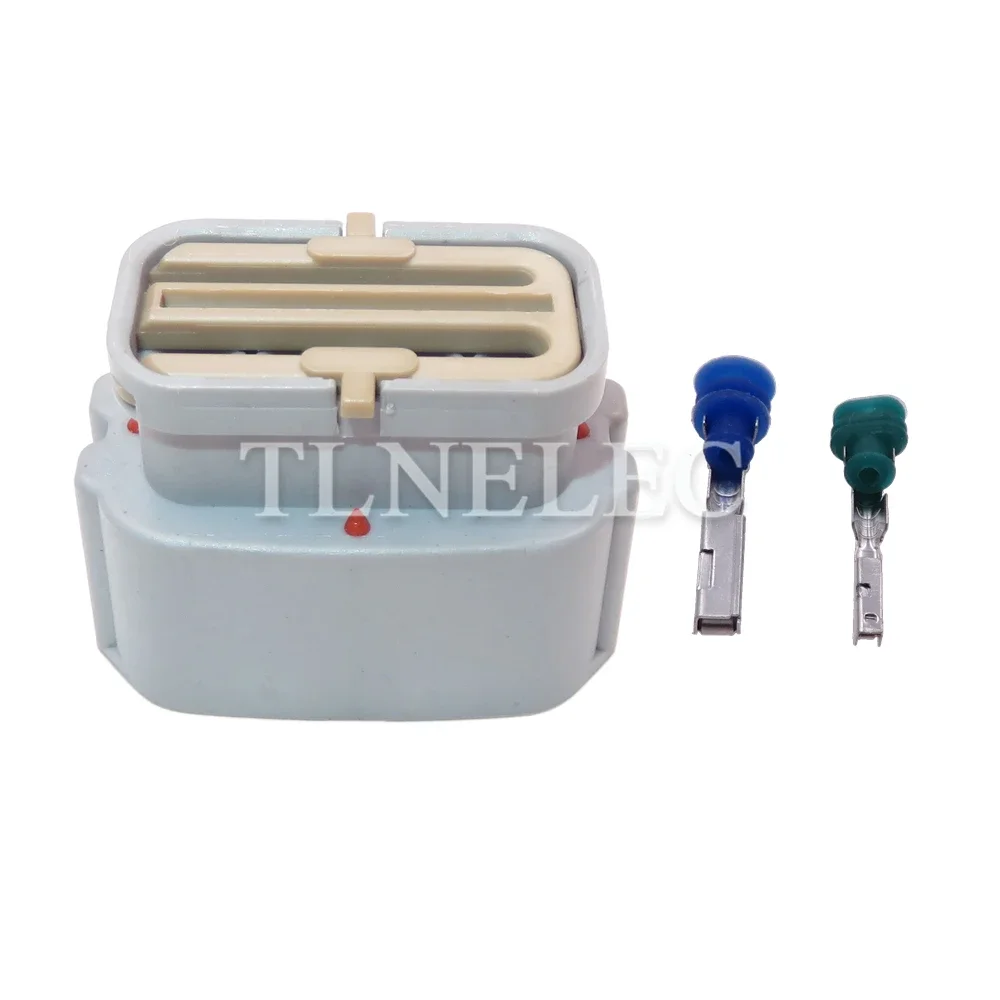 10 Pin Way Auto Engine Sealed Connector with Wires Automobile Wire Harness Sockets MG641299-6