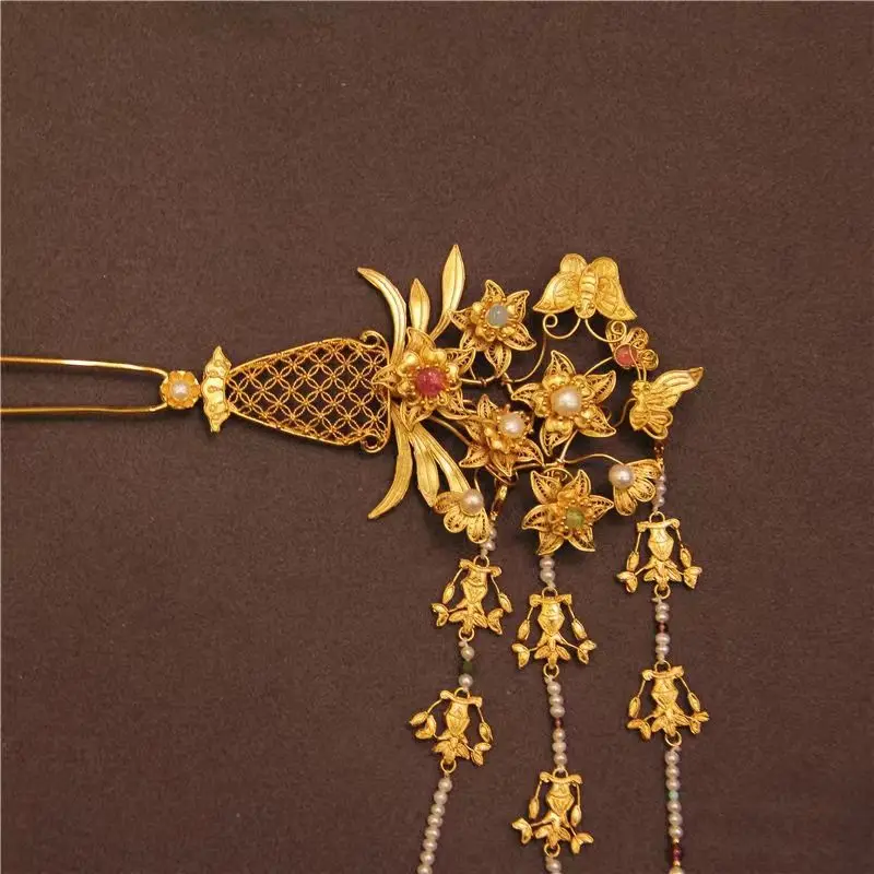 

Женская филигранная заколка для волос с инкрустацией нарцисса, китайская одежда, кисточка, покроковая древняя чистая медь, позолоченная для семейных подарков