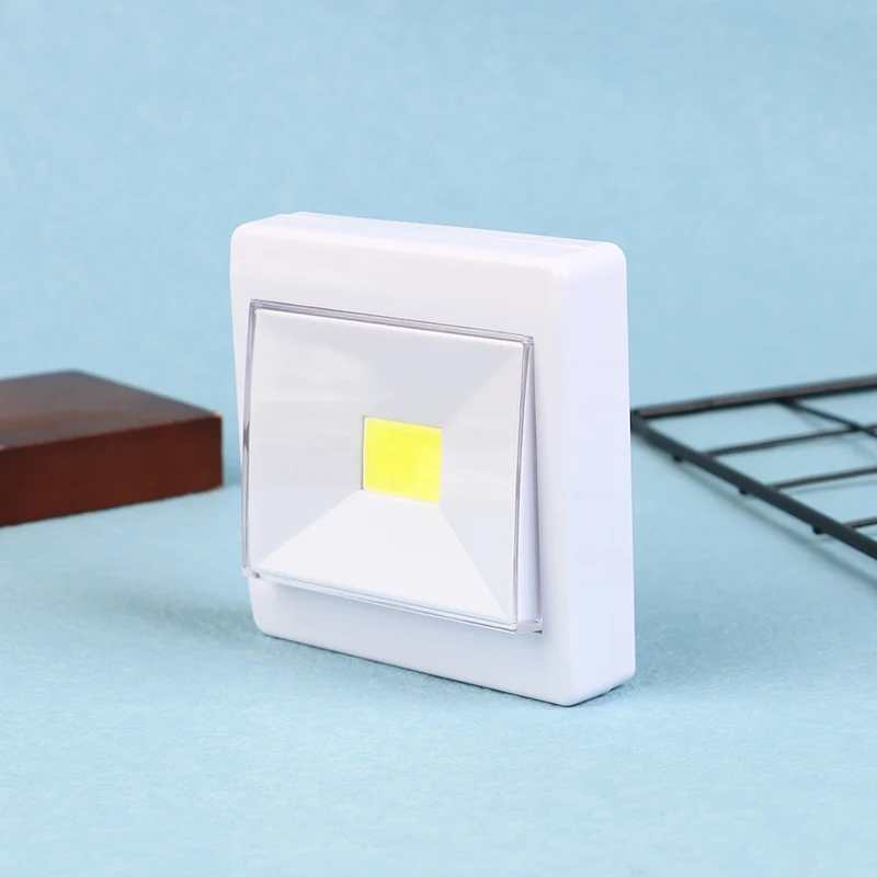 LED Bright COB สวิทช์สแควร์ Night Light แบตเตอรี่ขับเคลื่อนโคมไฟติดผนังไร้สายโคมไฟสําหรับตู้โรงรถตู้เสื้อผ้าบ้านห้องนอน
