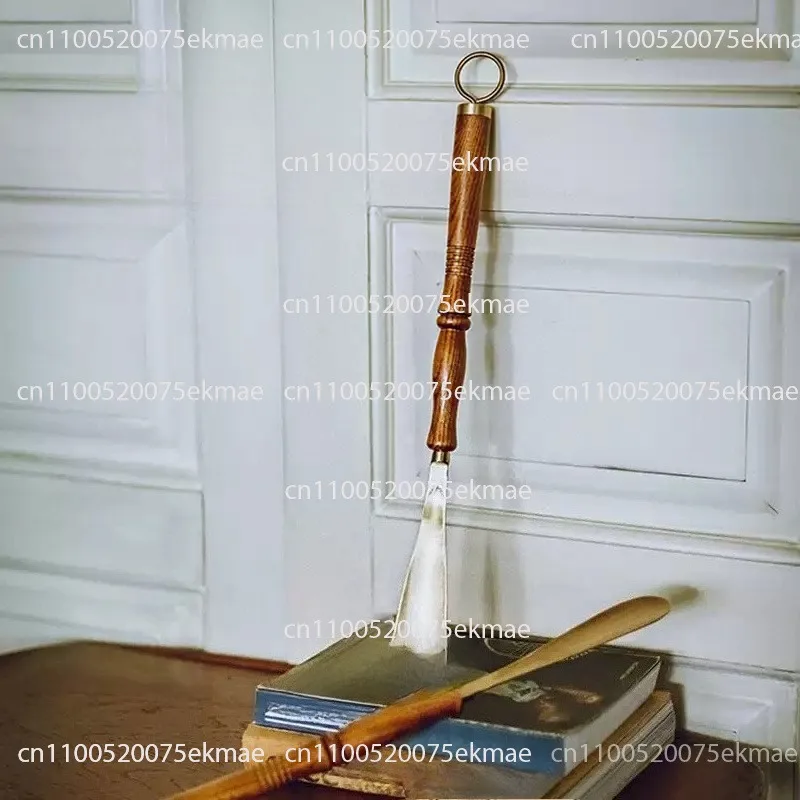 brass-long-handled-shoe-horn