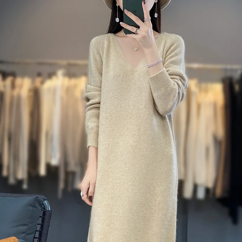 Fall/Winter 2023 New Long 100 Pure Wool Knitwear Women\'s V-neck Dress Loose Slim Sweater Top