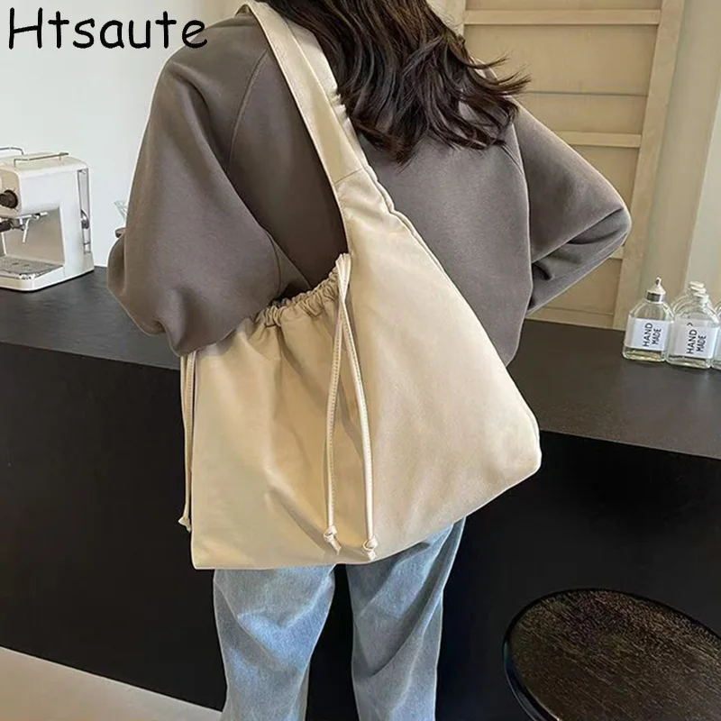 

Lightweight Handbag Advanced Retro Bag for Women's Textured Single Shoulder Bag Tote Large Capacity Crossbody Commuting Tote Bag