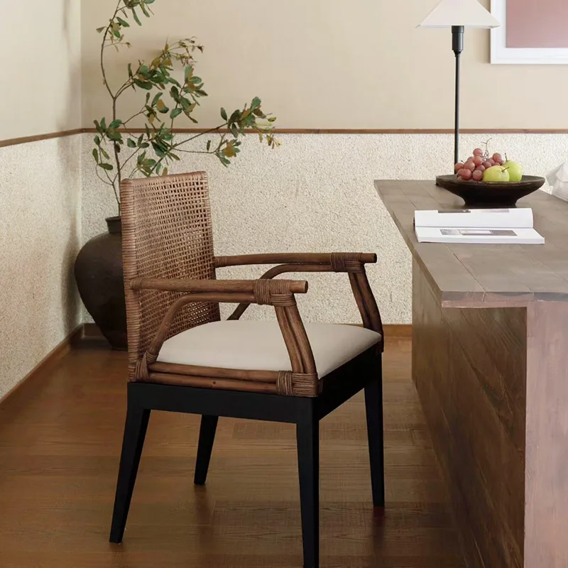 

Средневековый обеденный стул из ротанга, ваби-саби, ретро спинка, одиночный стул, уличный стул во дворе, новый китайский чайный мастер