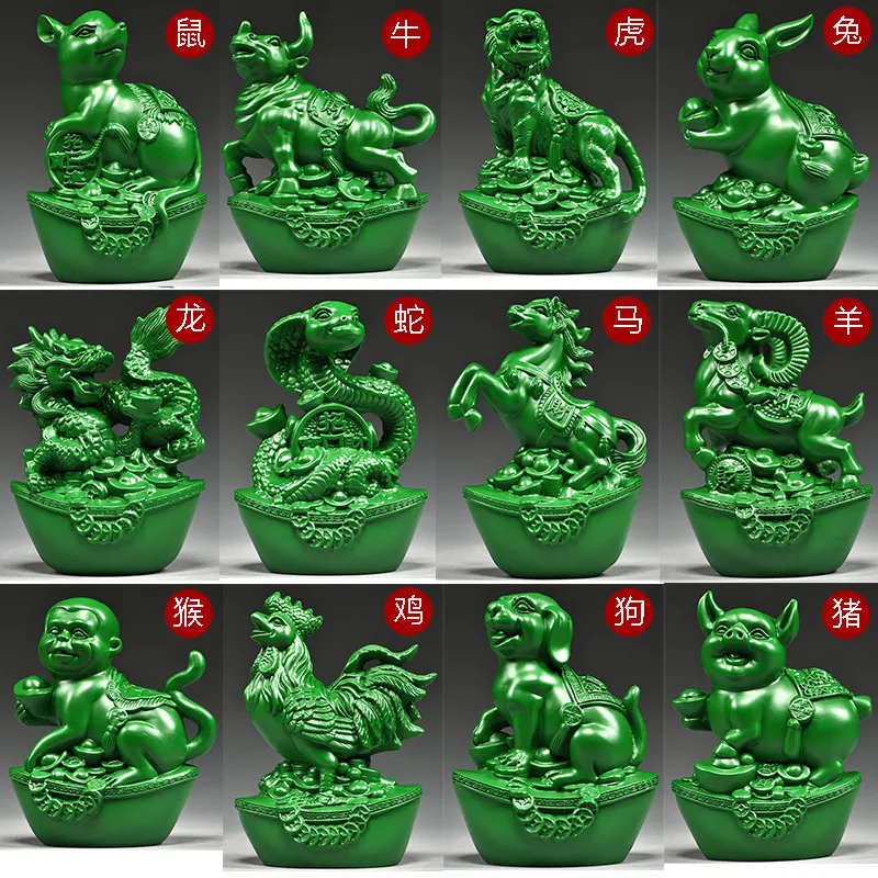 A set of green wood carving twelve zodiac ornaments, solid wood mouse, cow, tiger, rabbit, chicken, dog and pig handicrafts