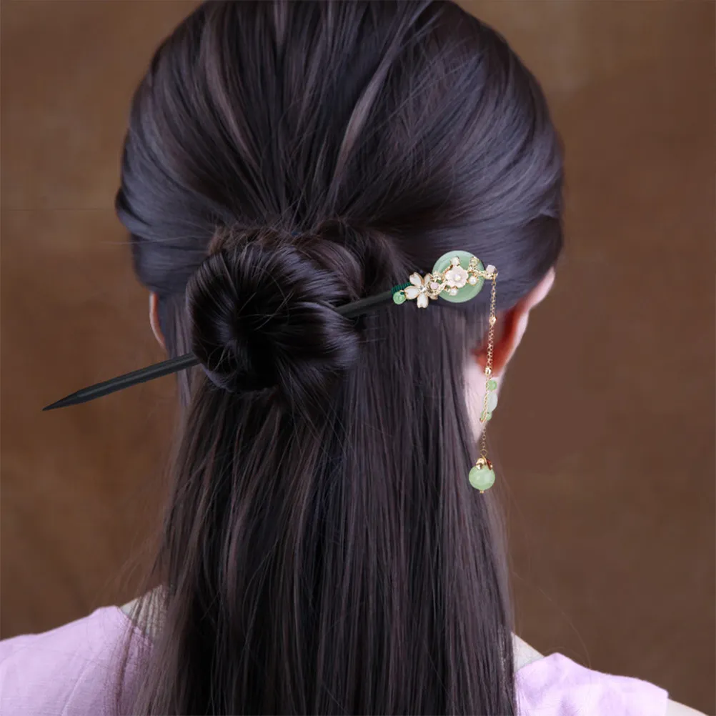 

2Pcs Elegant Black Ebony Hair Stick Hairpin Chopstick for Bun Styling Chinese Traditional Hair Accessory Tassel Decor Retro