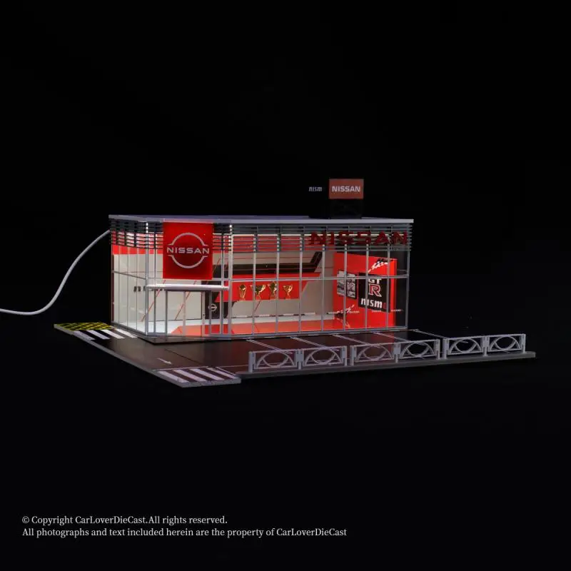 G-Fans 1:64 Nissan Trophy garage shell scene model