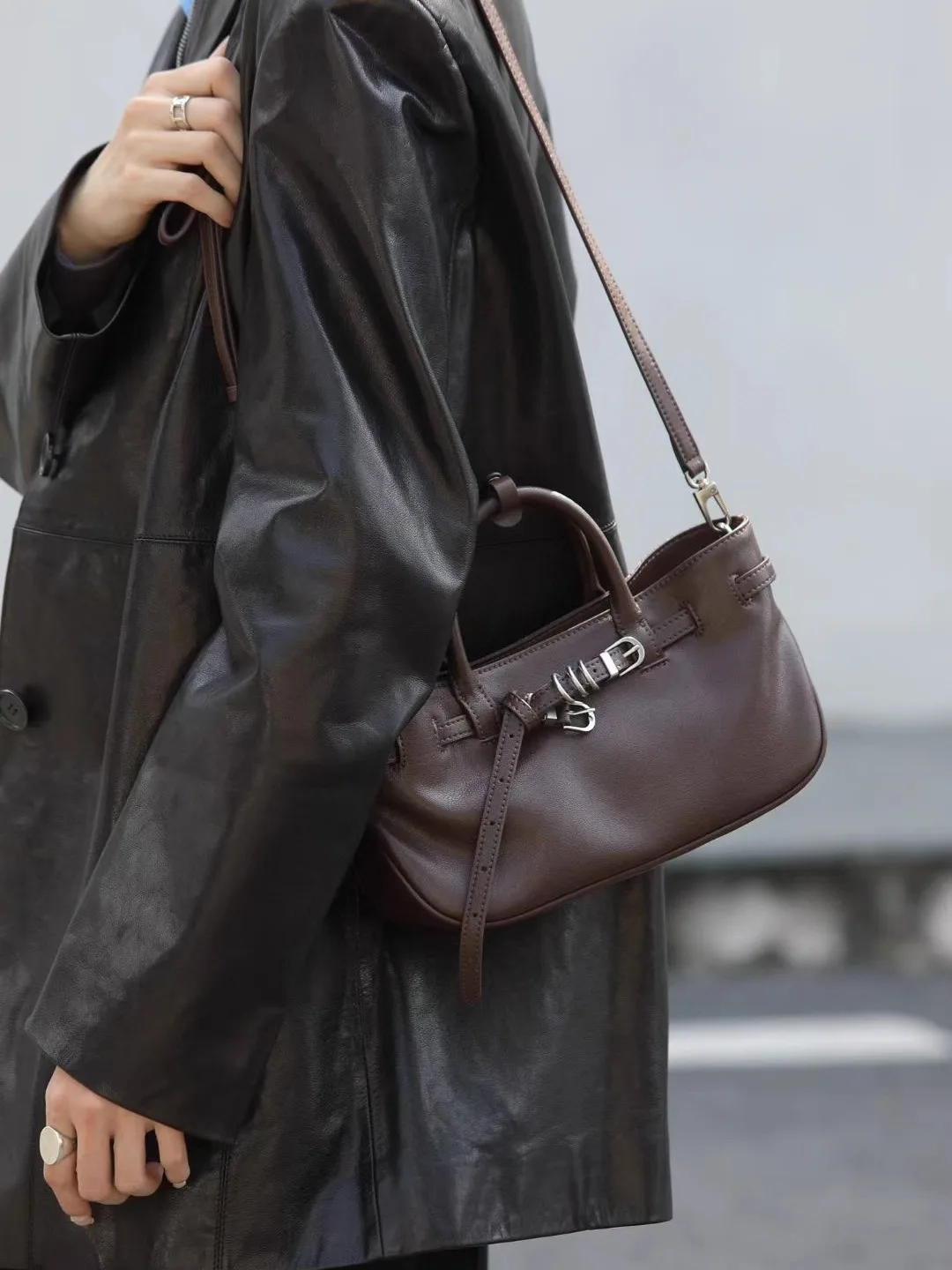 

Кожаная сумка Ele Tannery, универсальная сумка через плечо из мягкой кожи для женщин, модный дизайн коврика, универсальный аккор