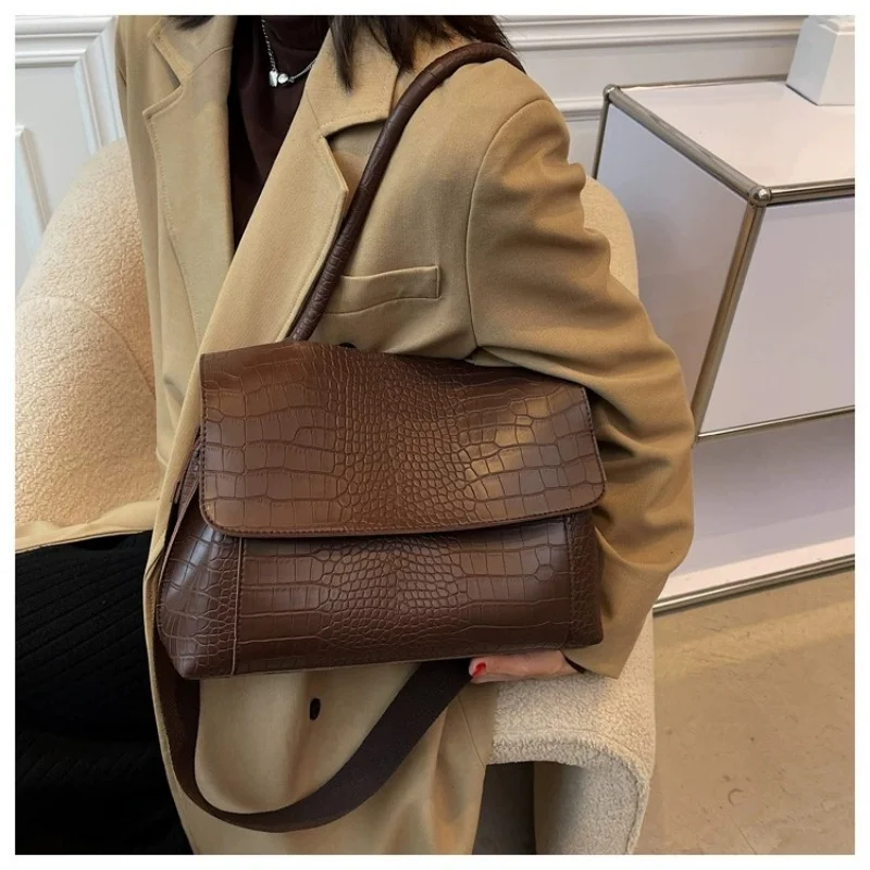 

Large capacity PU leather women handbag 2025 tend brand Alligator Pattern shoulder bags ladies crossbody bags Casual Big Totes