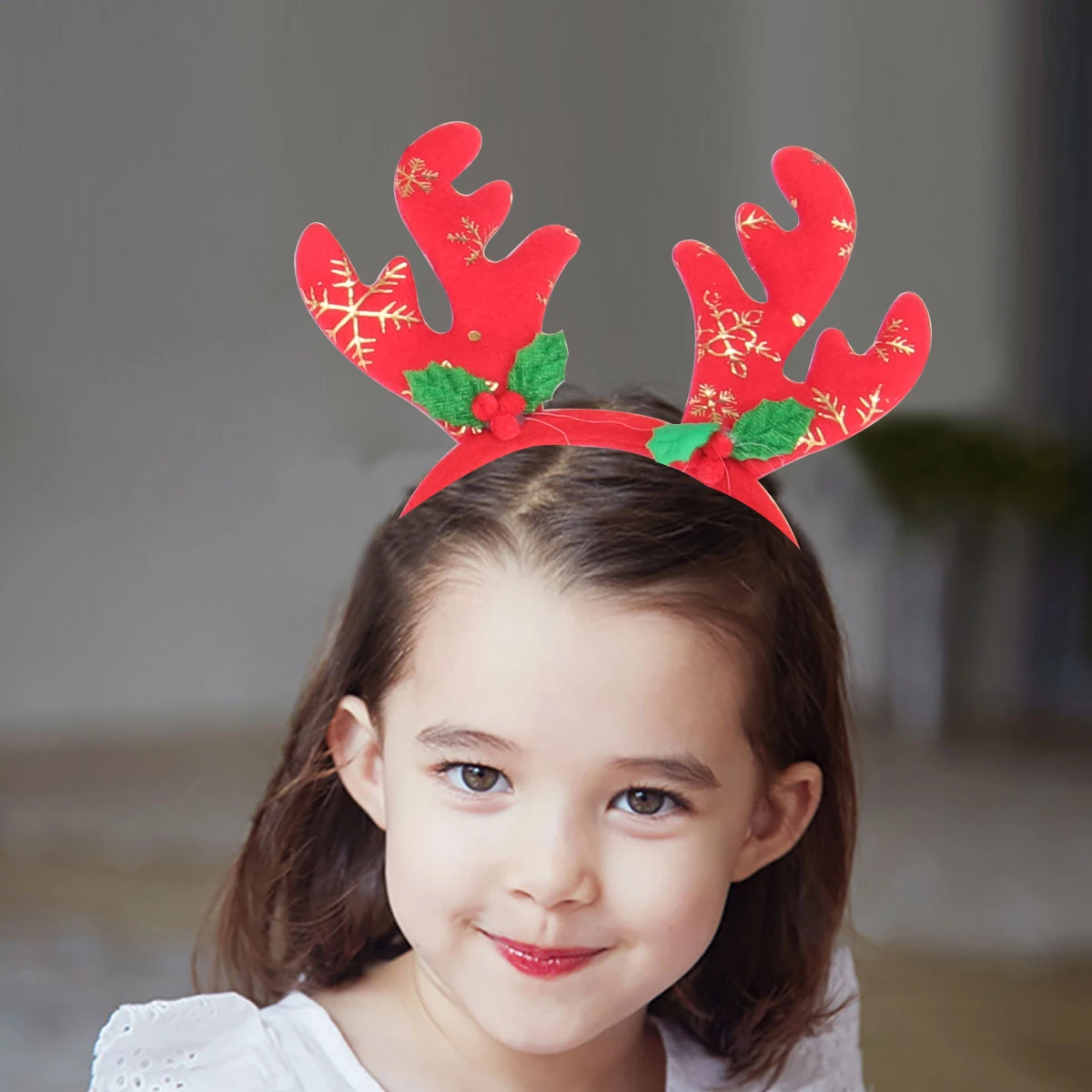 

6Pcs Festive Christmas Headbands Adorable Santa Reindeer Snowman Shapes for Party School Cosplay Daily Wear Decoration