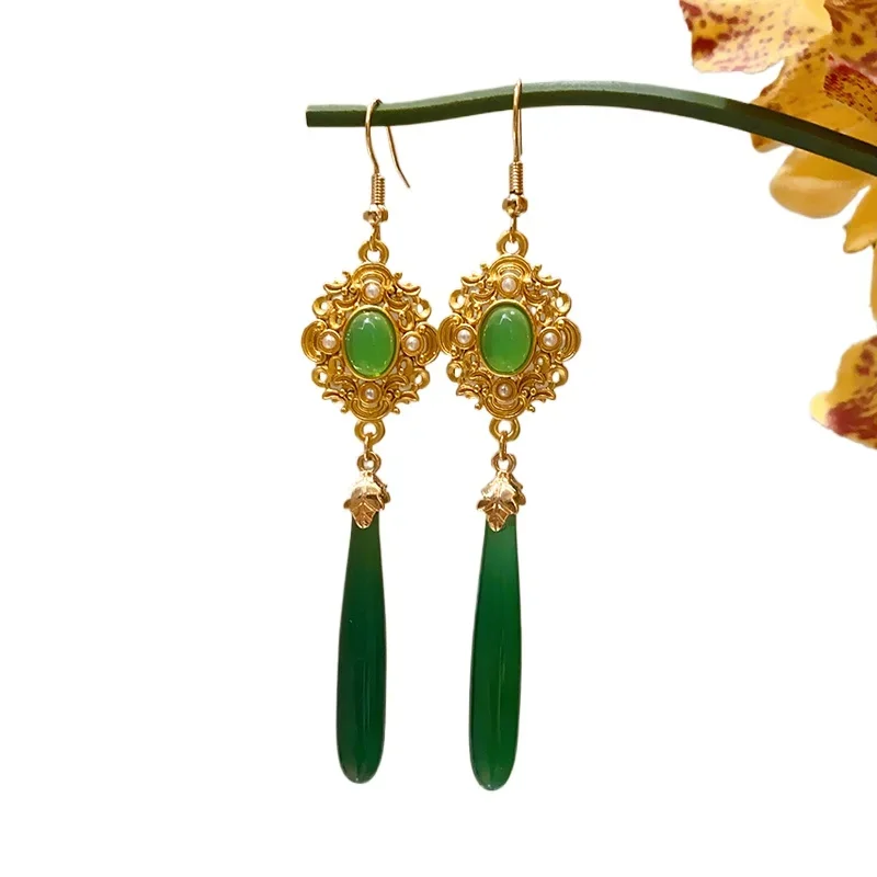 

New Chinese emerald agate earrings women's chalcedony water drop earrings long temperament earrings earclips national style