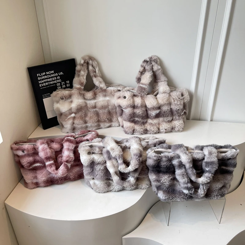 Flannel Gradient Color Large Capacity Shoulder Bags 2026 Brand Winter New Women's Handbags on Sale Design Sense Warm Ladies Bags