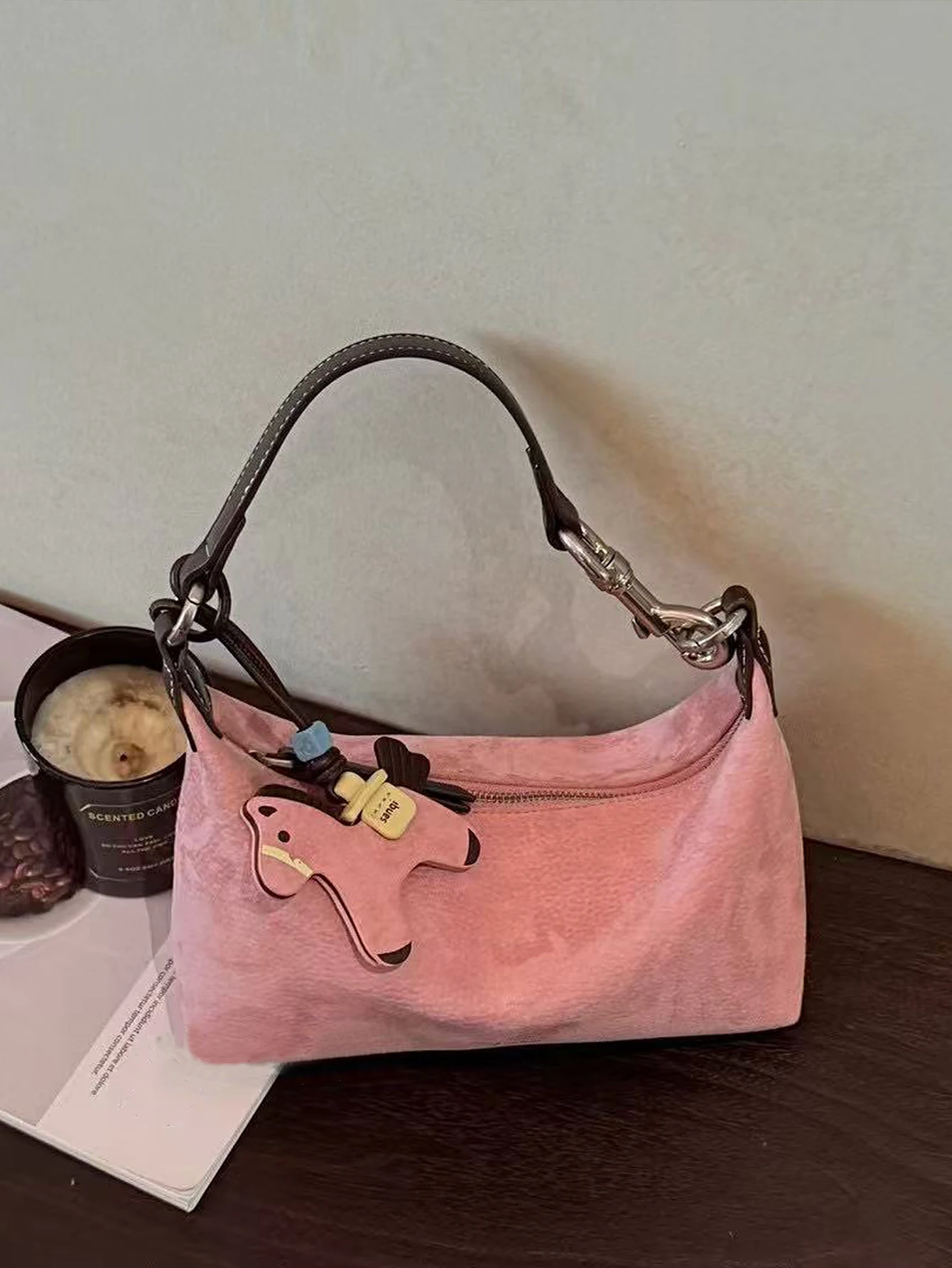 

Fashion jiaozi Bao Xiaozhong 2025 small bag handbag explosion Korean design oblique femininity commuter bag