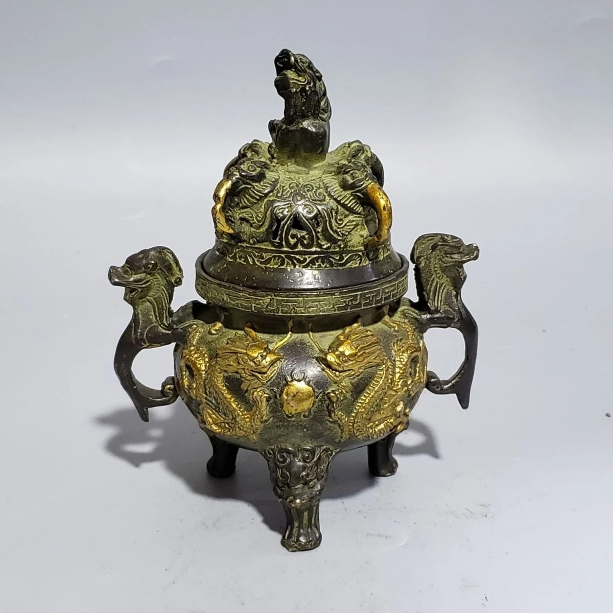 

Collection Chinese old handwork Copper bronze Gilt Dragons incense burner