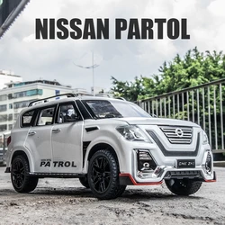 Nissan-子供用合金おもちゃの車,金属製のおもちゃ,改造されたオフロード車モデル,シミュレーション,音と光,子供のおもちゃ,ギフト,1:24