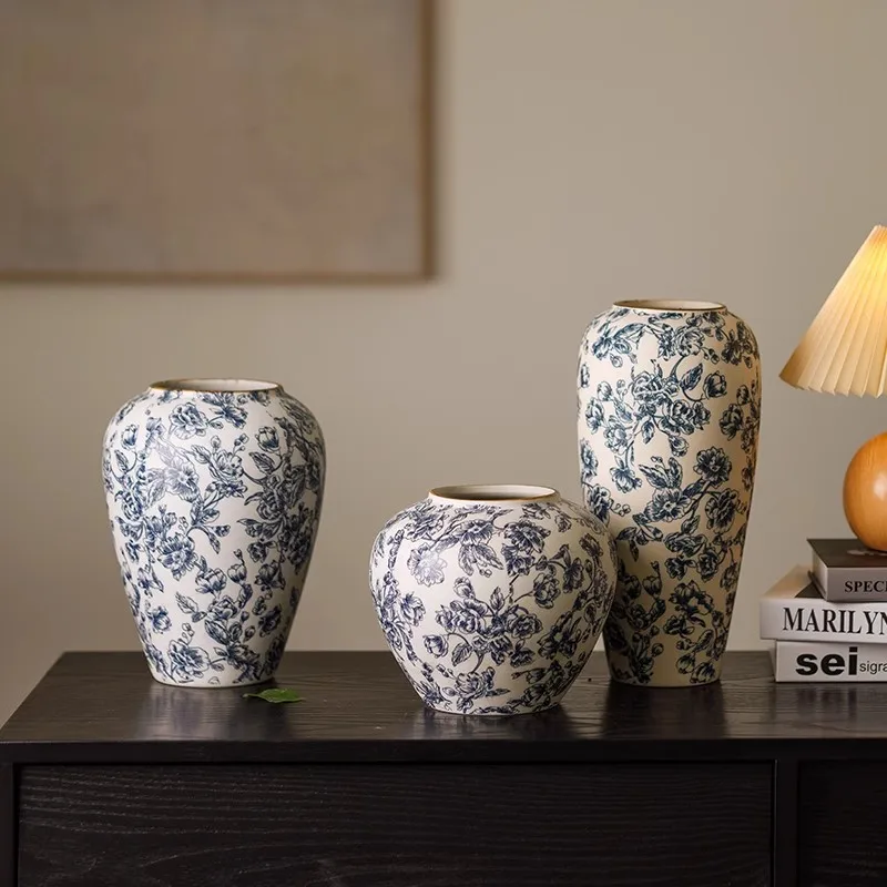 

Jingdezhen retro blue and white porcelain ceramic vases, home living room foyer decorative ornaments