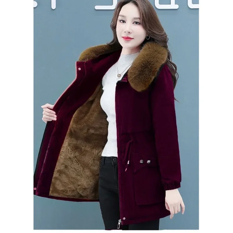 6XL giacca invernale da donna 2023 cappotto imbottito Casual allentato femminile di grandi dimensioni collo di pelliccia di peluche capispalla in