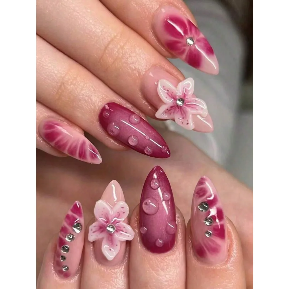

2026 Fashion 24-Piece Press On Nails Set, 3D Realistic Fake Nail Kit. Ideal For Nail Salons, Girls And Women For Daily Wear, Festivals, Parties And New Year Gifts. The Set Contains 24 Nail Pieces, 1 Sheet Of Jelly Glue And 1 Nail File.