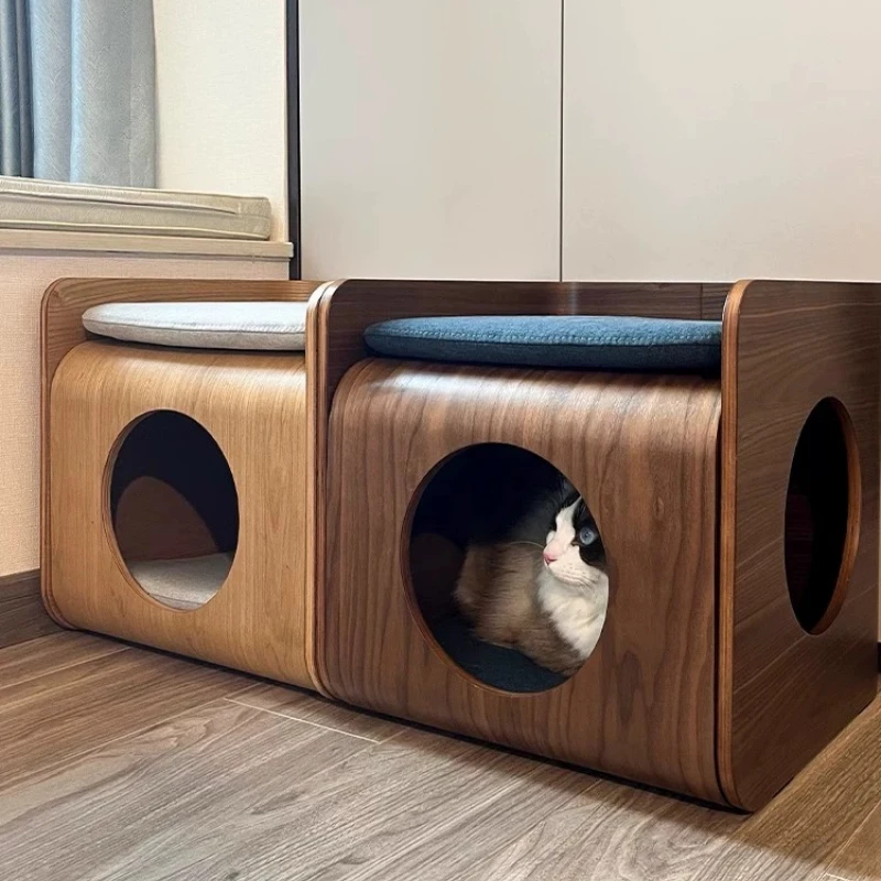 

The cat nest is universal in all seasons, closed tree hole cat house, shared with solid wood