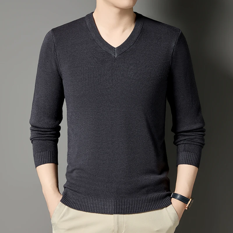 Autumn and Winter Men's and Young Adults' Versatile Base Shirt, No-pill V-neck Pure Color Warm Sweater