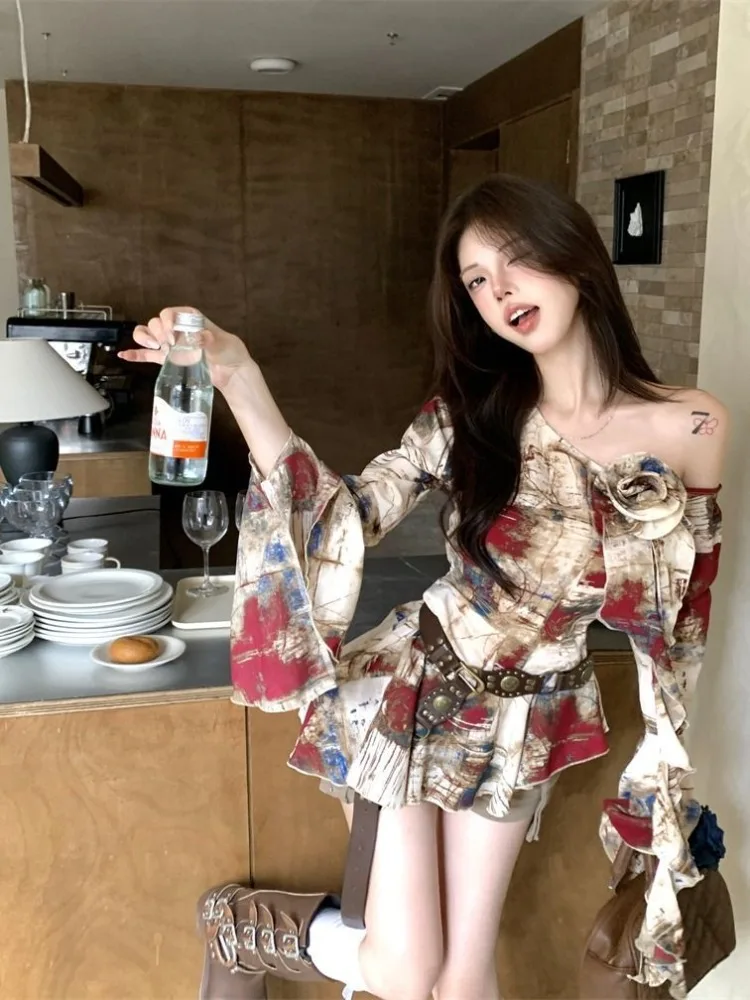 Korejepo Retro Oil Painting Print Dresses Slanted Shoulder Long Sleeved Dress Women Flower Hottie Design Sense Beautiful Vestido